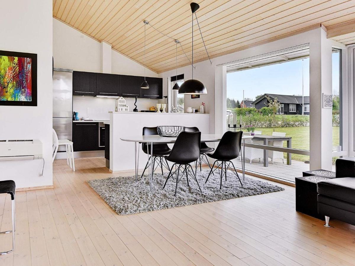 7 Person Holiday Home In Nordborg Esterno foto